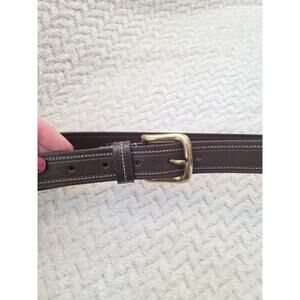 Levi's Dark Brown Leather Belt Sz 32 Contrast Stitching Gold Buckle 1 1/8" Wide